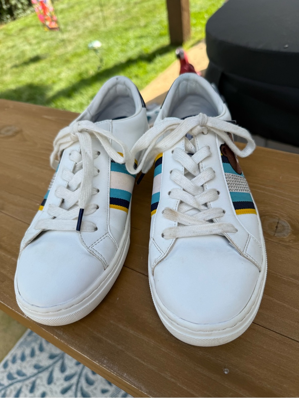 Skechers x LINE FRIENDS Brown Bear Stripe Rhinestone Sneakers Size 8.5